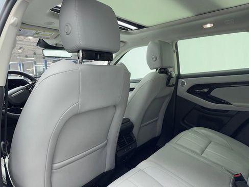 Used 2024 Land Rover Range Rover Evoque S image 14