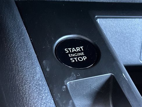 Certified 2025 Nissan Kicks S image 25