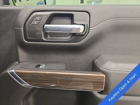 Used 2022 Chevrolet Silverado 1500 LT AWD/4WD image 11