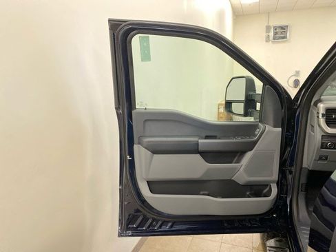 New 2025 Ford F350 XLT w/ FX4 Off-Road Package image 9