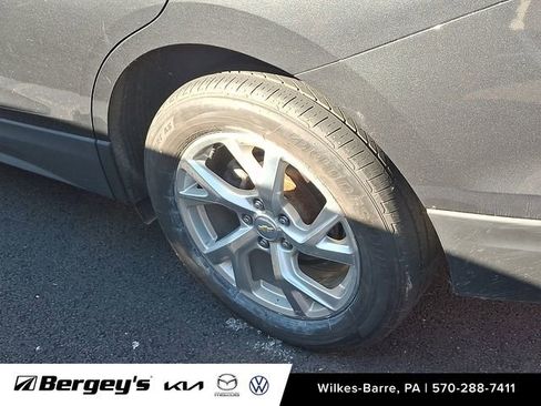 Used 2020 Chevrolet Equinox Premier AWD/4WD image 9