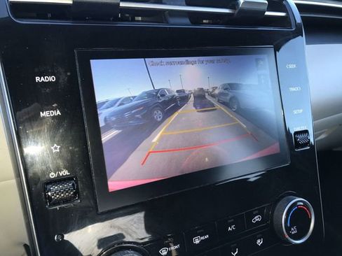 Used 2023 Hyundai Tucson SEL image 17