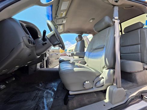Used 2000 Toyota Tundra SR5 image 13