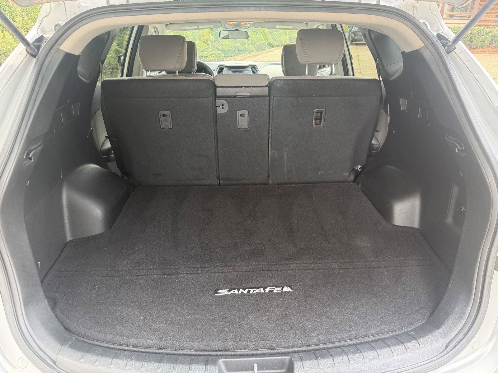 Used 2018 Hyundai Santa Fe Sport FWD image 16