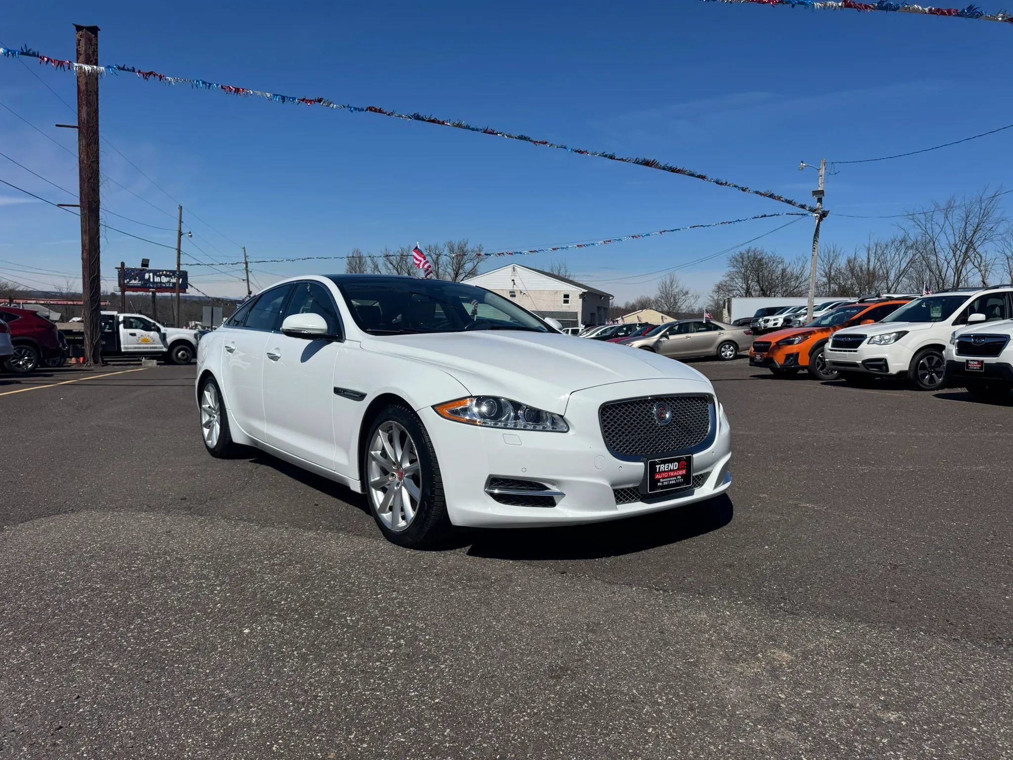 Used 2015 Jaguar XJ RWD image 7