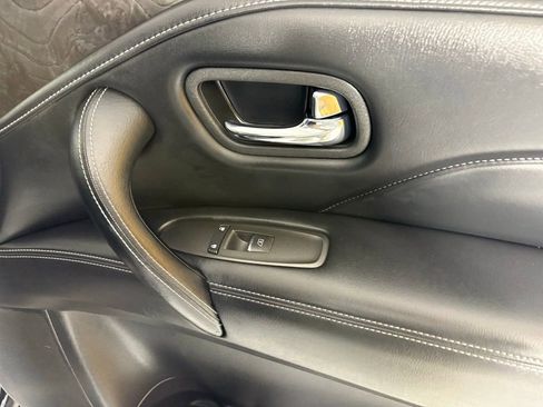 Used 2024 INFINITI QX80 Luxe image 13