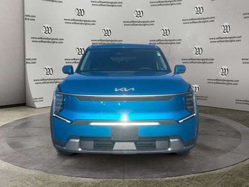 New 2026 Kia EV9 Wind image 8