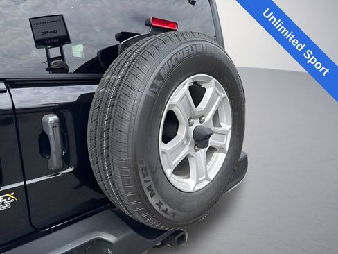 Used 2021 Jeep Wrangler Unlimited Sport AWD/4WD image 30