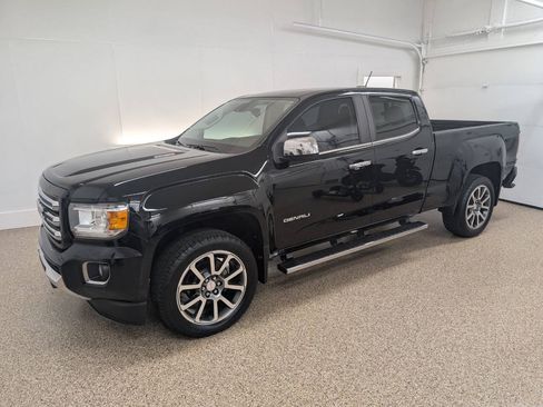 Used 2017 GMC Canyon Denali AWD/4WD image 1