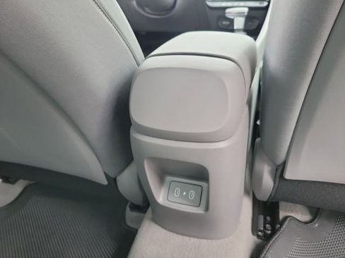 New 2026 Hyundai Elantra Hybrid FWD image 22