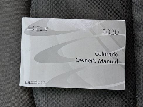 Used 2020 Chevrolet Colorado LT RWD image 23