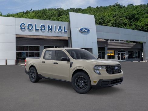 New 2025 Ford Maverick XLT w/ XLT Luxury Package image 7