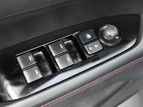 Used 2022 MAZDA CX-5 Carbon Edition image 4