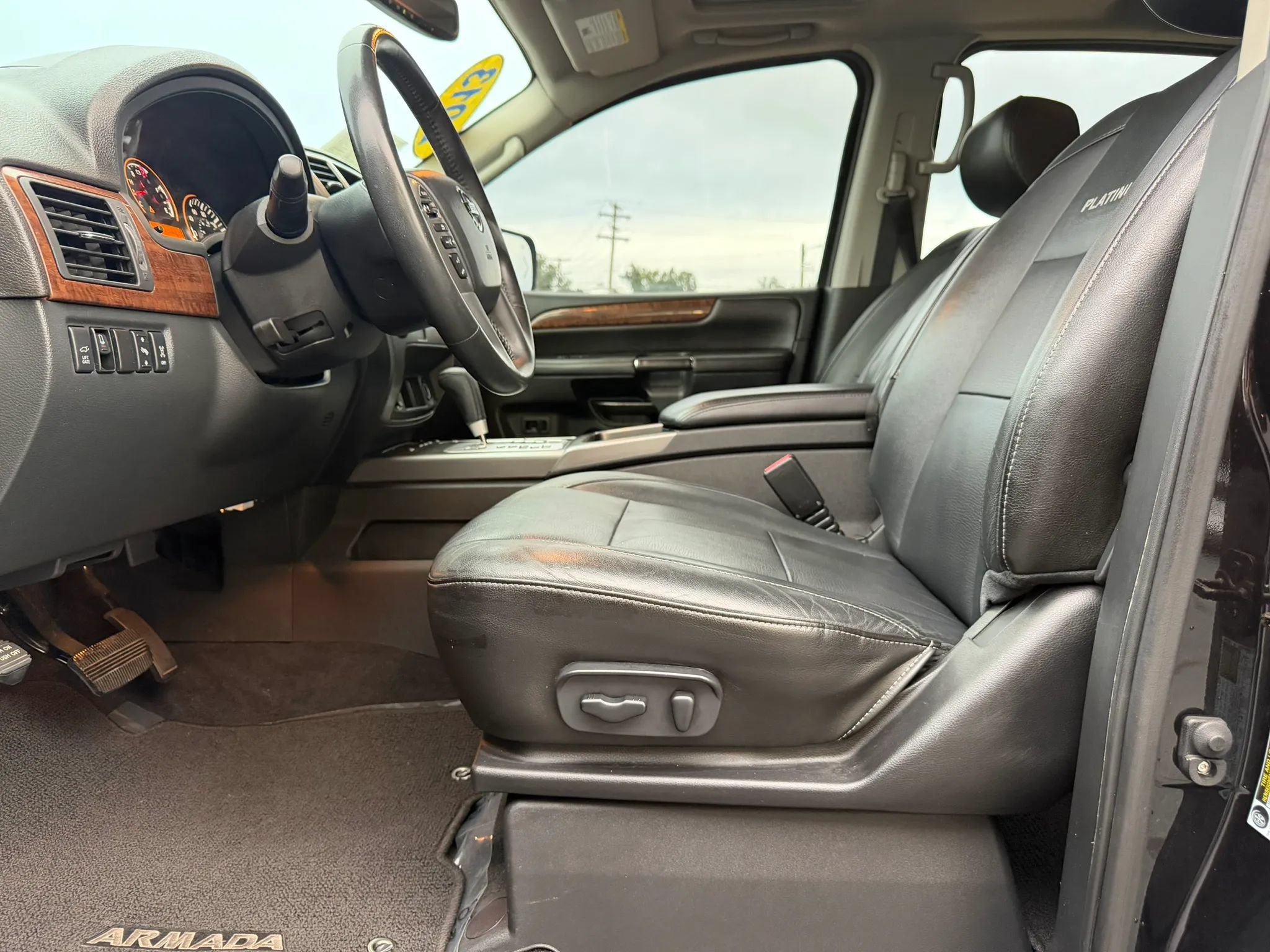 Used 2013 Nissan Armada Platinum AWD/4WD image 12