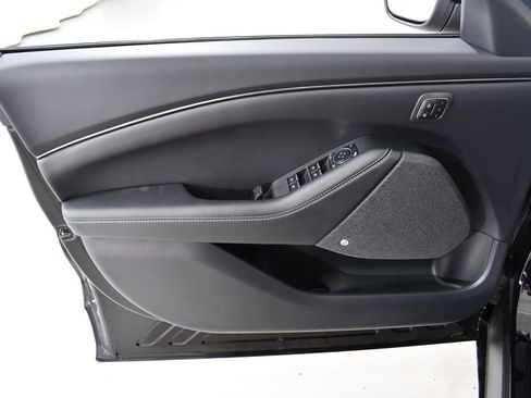 Used 2025 Ford Mustang Mach-E Premium AWD/4WD image 25