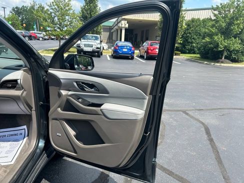 Used 2019 Chevrolet Traverse LT w/ LT Premium Package FWD image 44
