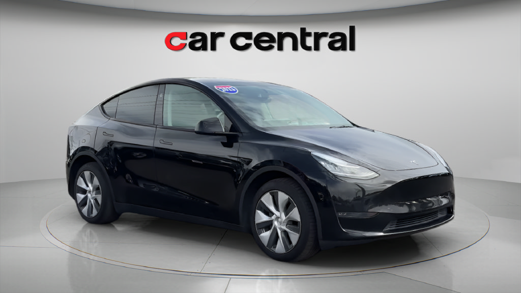 Used 2023 Tesla Model Y Long Range AWD/4WD image 7