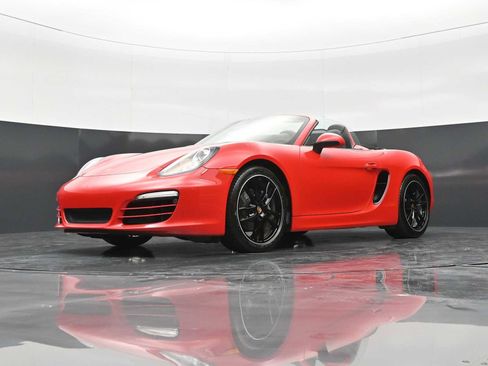 Certified 2014 Porsche Boxster RWD image 32