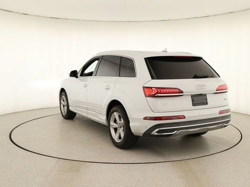 Used 2023 Audi Q7 2.0T Premium Plus w/ Premium Plus Package AWD/4WD image 4