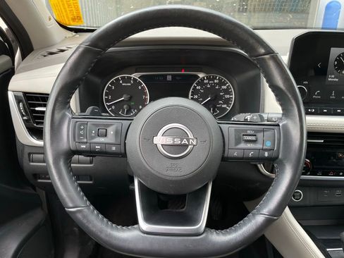 Used 2023 Nissan Rogue SL w/ SL Premium Package image 15