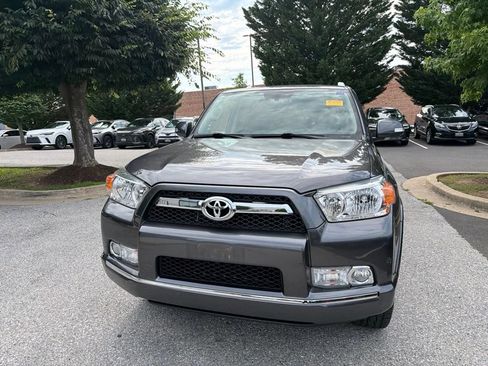 Used 2011 Toyota 4Runner Limited AWD/4WD image 3