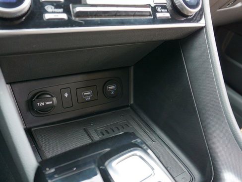 Used 2020 Hyundai Sonata Limited image 19