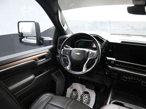 Used 2024 Chevrolet Silverado 3500 High Country w/ Technology Package AWD/4WD image 13