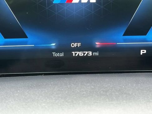 Certified 2025 BMW X6 M60i w/ Dynamic Handling Package AWD/4WD image 31