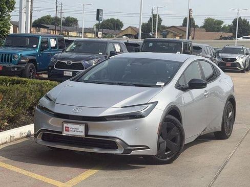 Certified 2025 Toyota Prius Plug-In Hybrid FWD image 2