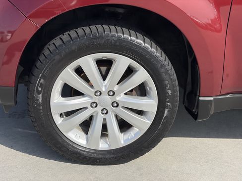 Used 2012 Subaru Forester 2.5X Premium w/ All-Weather Pkg AWD/4WD image 8