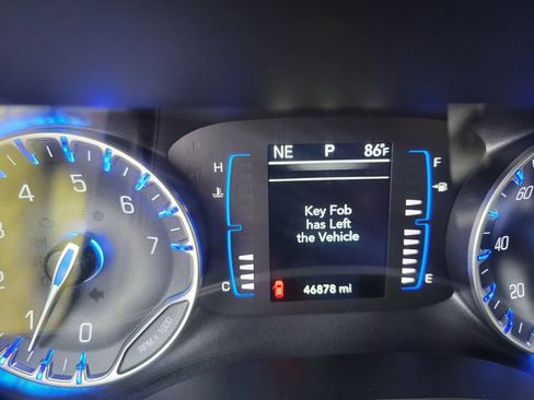 Used 2023 Chrysler Voyager LX FWD image 20