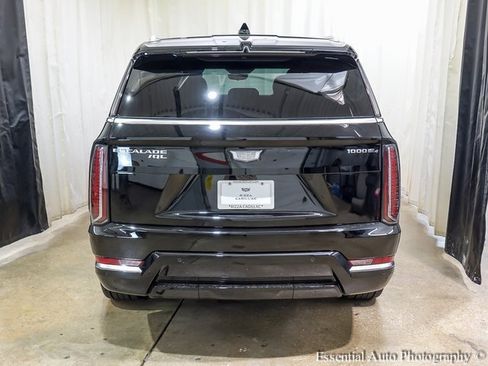 New 2026 Cadillac Escalade IQL Luxury w/ LPO, Radiant Package image 5