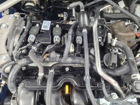 Used 2021 Nissan Sentra SV FWD image 30