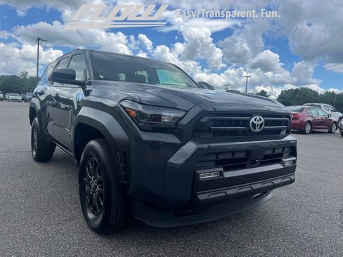 Used 2026 Toyota 4Runner SR5 RWD image 26