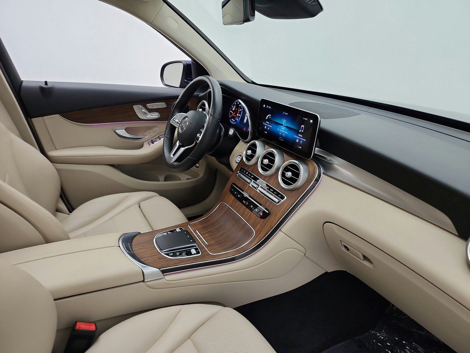 Certified 2022 Mercedes-Benz GLC 300 4MATIC w/ Premium Package Lite image 22