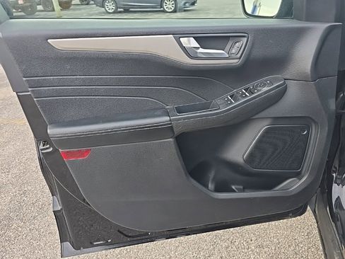 Used 2021 Ford Escape SE w/ Cold Weather Package image 13