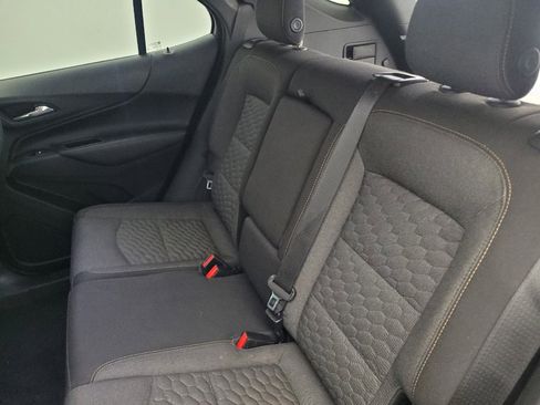 Used 2020 Chevrolet Equinox LT FWD image 18