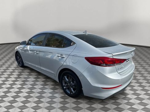 Used 2018 Hyundai Elantra SEL FWD image 5