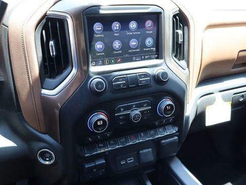 Used 2021 Chevrolet Silverado 1500 High Country AWD/4WD image 7