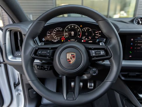Certified 2026 Porsche Cayenne S AWD/4WD image 29