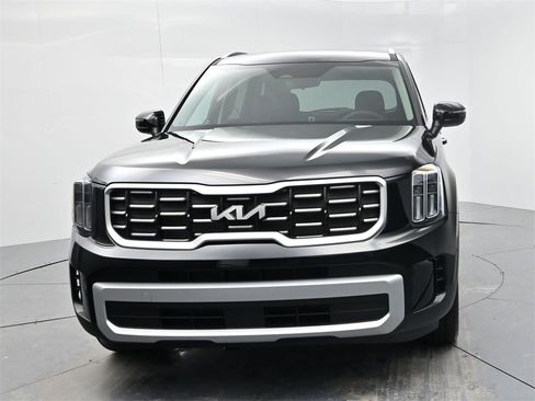 New 2025 Kia Telluride S image 3