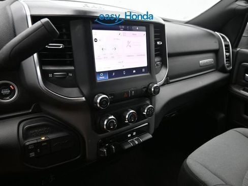 Used 2024 RAM 2500 Big Horn AWD/4WD image 11