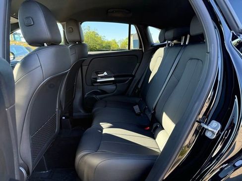 Certified 2025 Mercedes-Benz GLA 250 4MATIC image 18