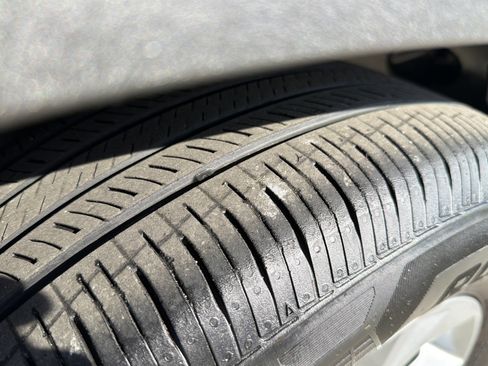 Used 2024 Hyundai Tucson SE image 12