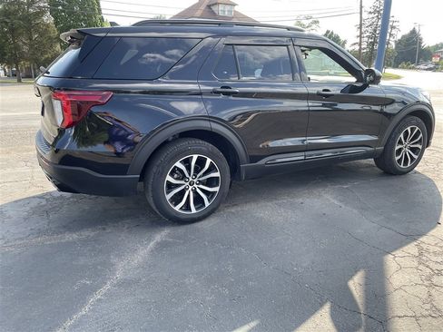 Used 2022 Ford Explorer ST AWD/4WD image 9