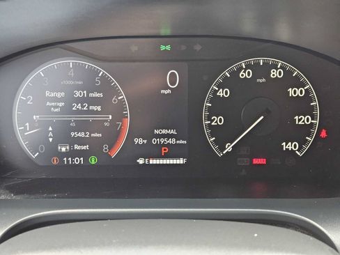 Used 2024 Honda HR-V Sport image 16