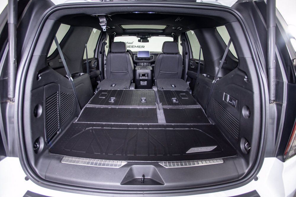 Used 2023 Chevrolet Tahoe RST w/ Luxury Package AWD/4WD image 8