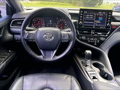 Used 2022 Toyota Camry XSE w/ Carpet Mat Package (TMS) FWD image 8