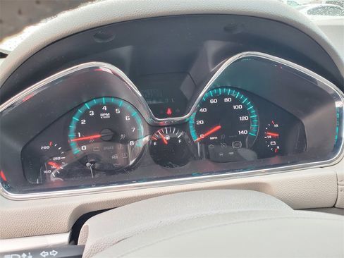 Used 2015 Chevrolet Traverse LT w/ Style and Technology Package image 15