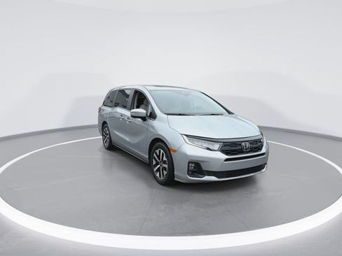 Used 2025 Honda Odyssey EX-L image 2